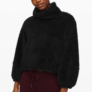 Black Lululemon Sherpa Turtleneck Sweatshirt Sweater